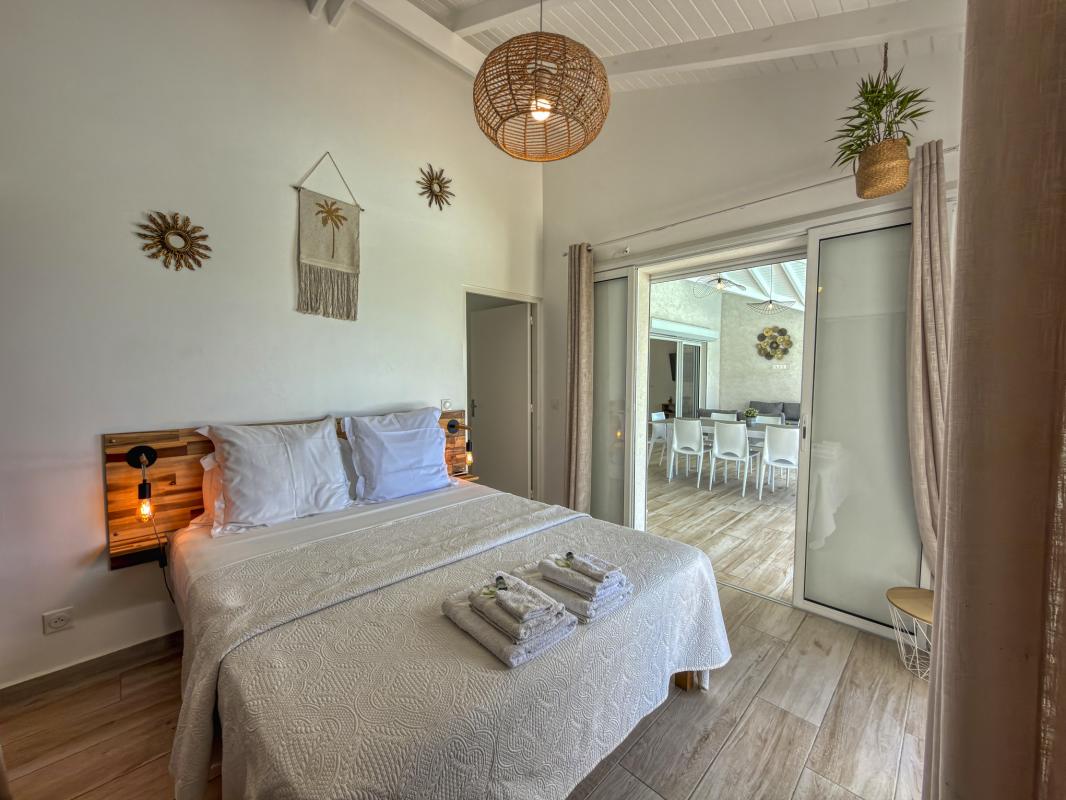 28.Location villa 3 chambres piscine vue mer Le Gosier Guadeloupe